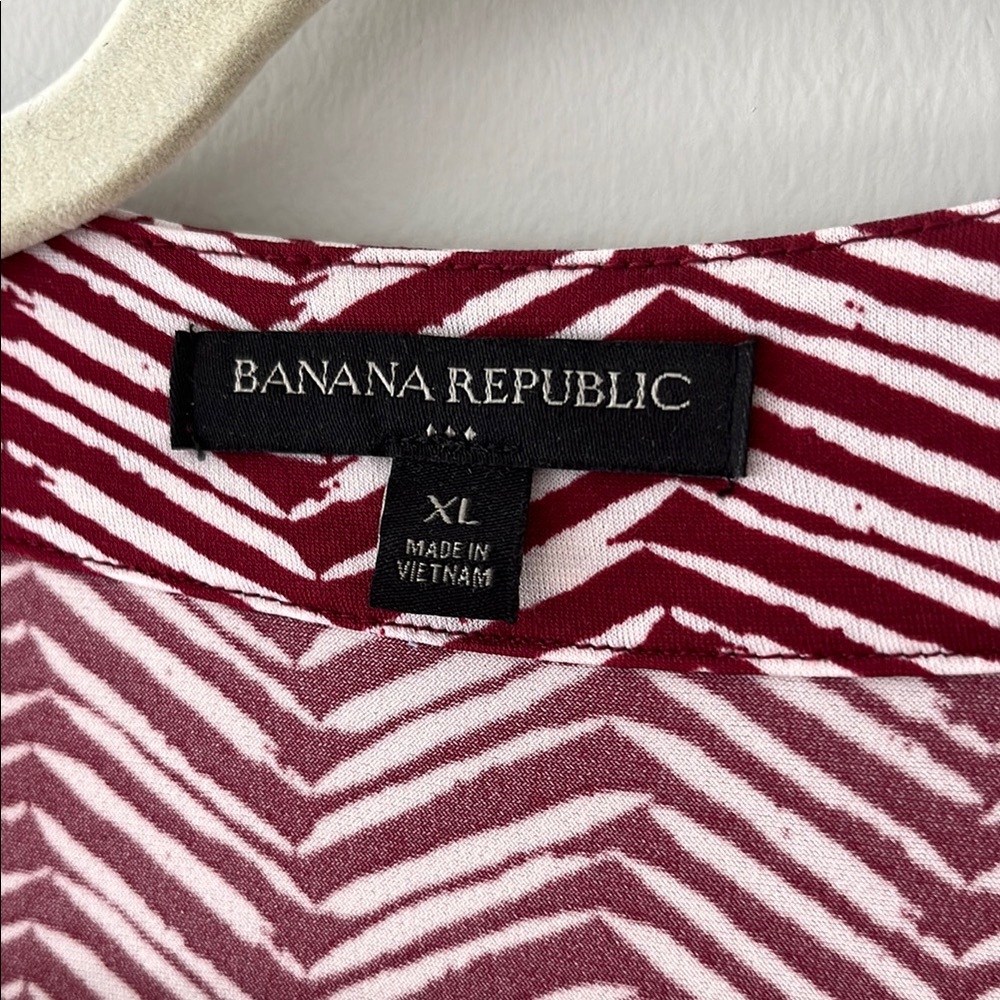 Banana Republic Elegant Chevron Patterned Dress - Picture 2 of 2